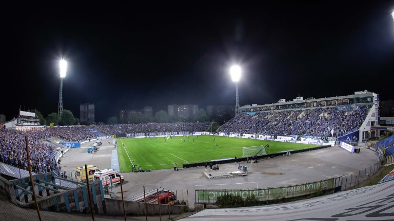 Титлата не обича страхливите