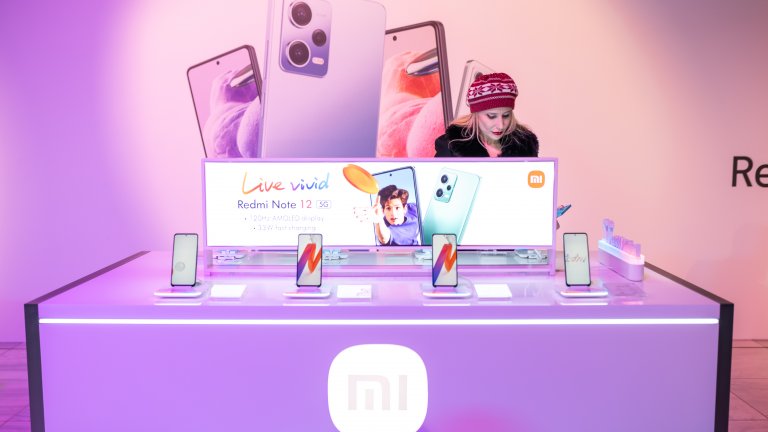 Да живееш цветно и смартфонът ти да го показва