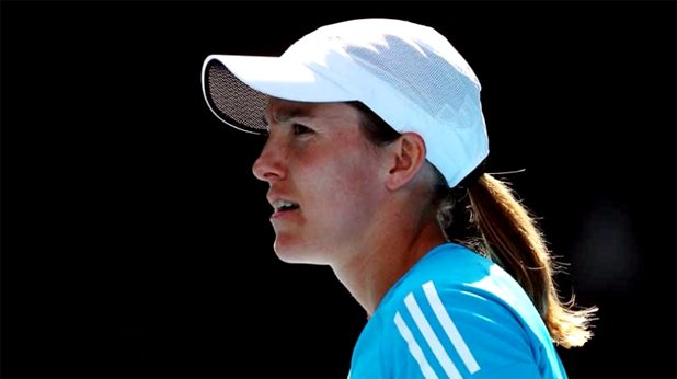 Серина Уилямс срещу Жюстин Енен във финала на Australian Open