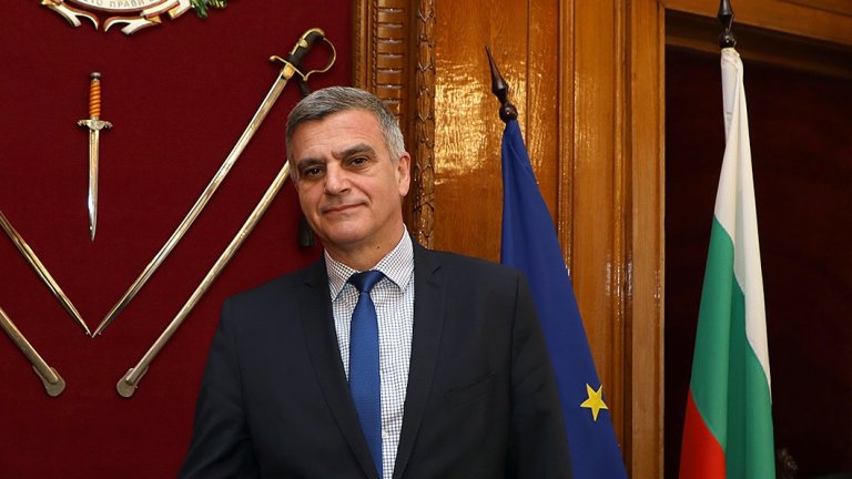 Важното е страните членки на Алианса да не бъдат засегнати, смята военният министър