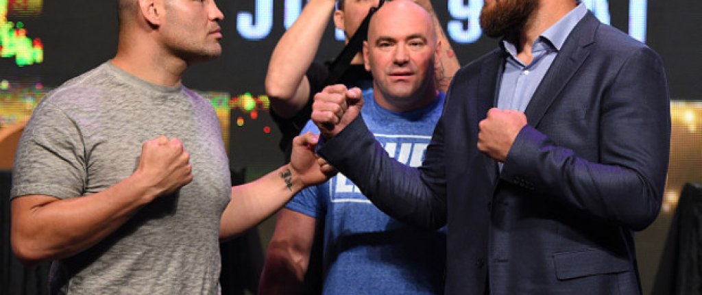 Ще гледаме и сблъсък на гиганти в тежка категория: Кейн Веласкес срещу Травис Браун