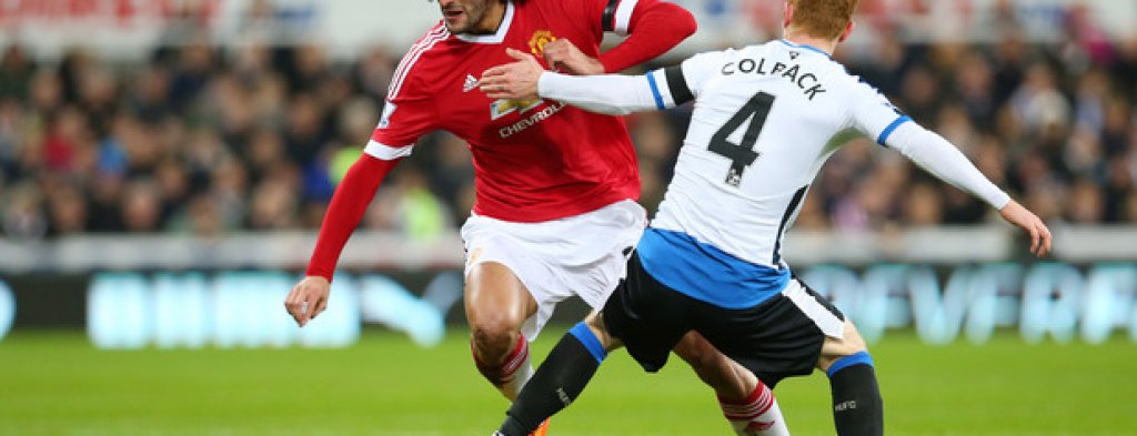 6. И не вкарва достатъчно
За петте си години в Евертън отбеляза 25 гола във Висшата лига. Което не е кой знае какво, имайки предвид, че се ползваше с неизчерпаемото доверие на Мойс и бе използван като атакуващ полузащитник. За Юнайтед има седем попадения, шест от които дойдоха през 2014/15. Белгиецът няма гол от 12 декември 2015-а.