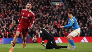 Ливърпул подари победа на феновете си в емоционална вечер на "Анфийлд"