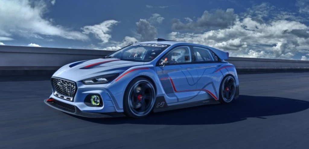 Базиран на New Generation Hyundai i30, моделът RN30 е роден като състезателeн автомобил, разработен в тясно сътрудничество между Hyundai Motorsport (HMSG), Европейския технически център на Hyundai Motor (HMETC) и отдела за разработване на мощни автомобили