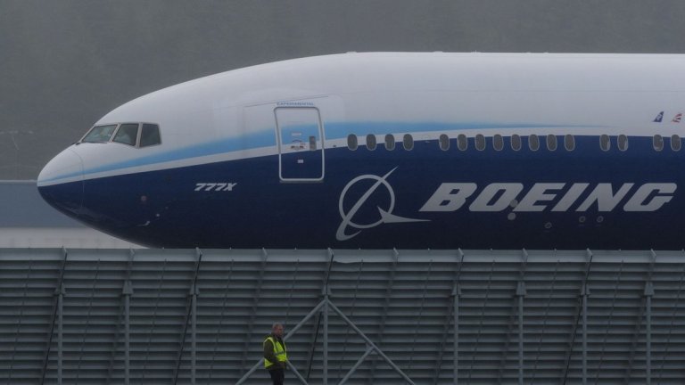 Boeing 777-9X - новият гигант на "Боинг" е и нова надежда за компанията