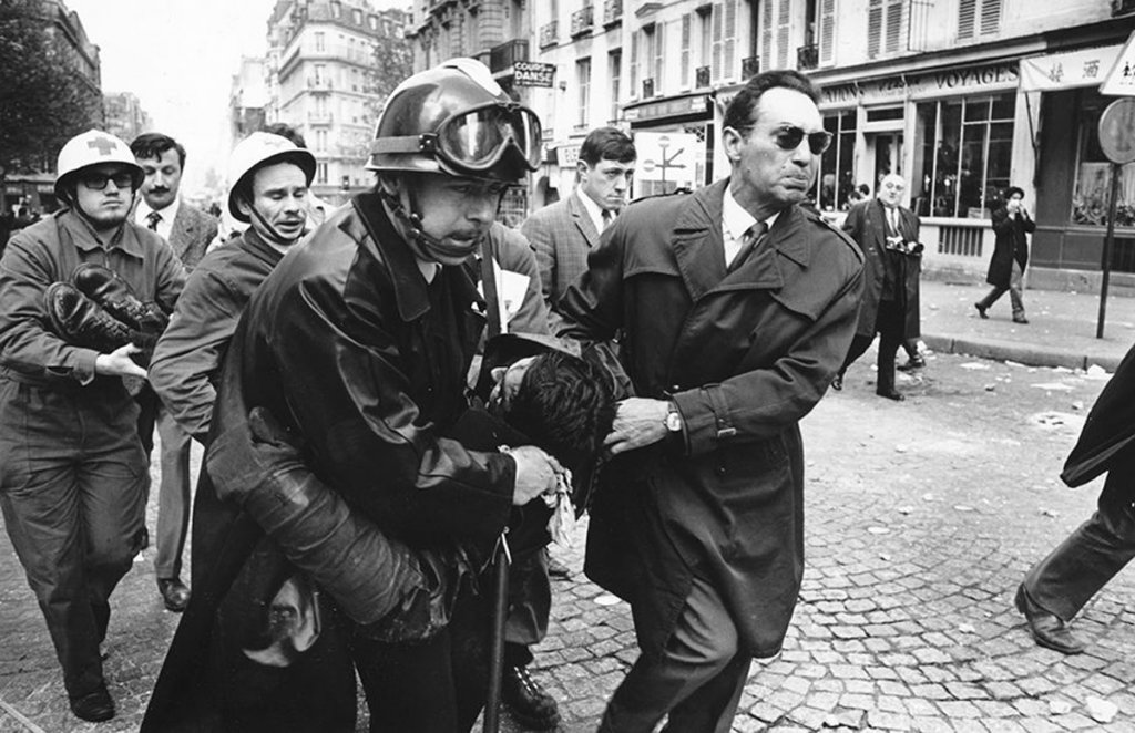 Червения май на 1968-а: Париж гореше, а спасението на хората беше Ролан Гарос