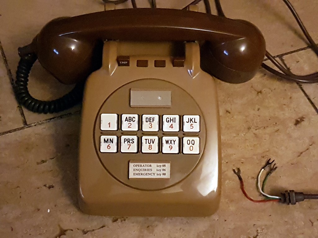 GPO_726_Phone