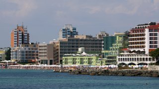 В бранша се налага смяна на чипа. Е, поне не му е необходима кирилизация...