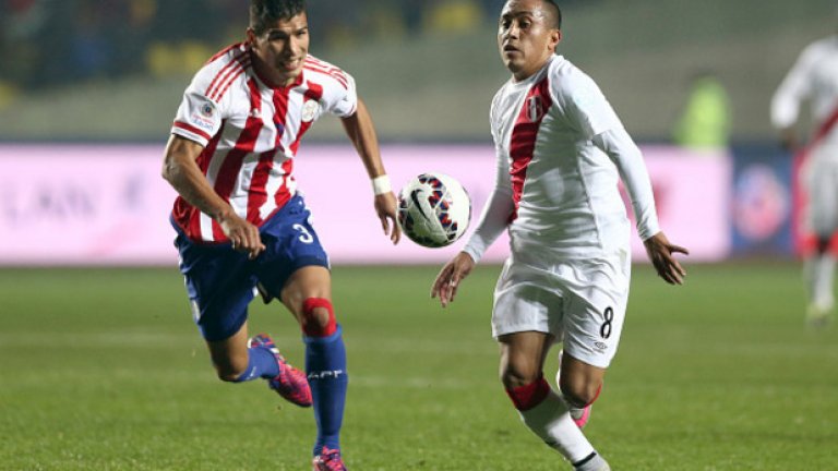 Полузащитник: Кристиан Куева (Перу)