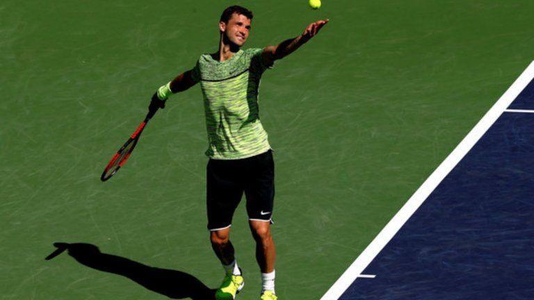 Сок води с 2-1 в преките двубои и печели последните два сблъсъка – съответно със 7-6(7) 6-2 6-3 на Ролан Гарос 2015 и с 5-7 7-6(5) 7-5 на Rogers Cup по-късно същата година.