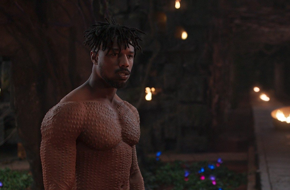 Майкъл Б. Джордан като Ерик Килмонгър в Black Panther (2018)

Два пъти за щастие. Джордан се пробва отново в комиксовия жанр едва 3 години по-късно, този път като злодей. Неговият Килмонгър е наемник, който има лична вражда с Черната пантера. И според някой зрители има адекватни мотиви, въпреки че е "лошия".
