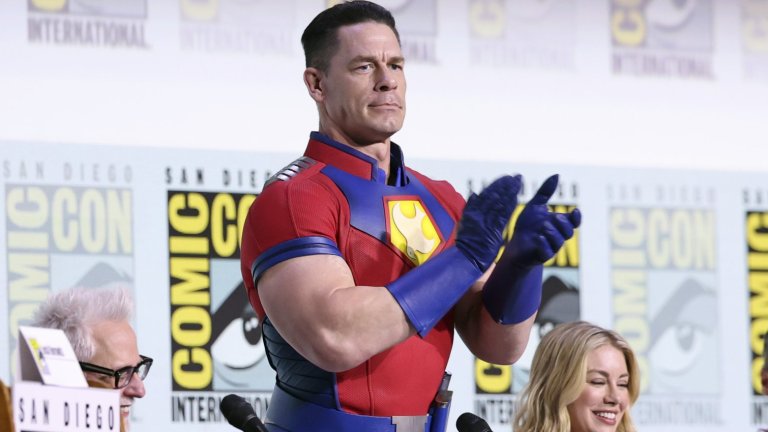 Звездата на кеча и киното се сбогува с ринга… и с плешивостта