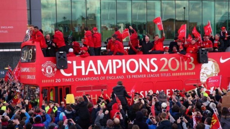 Ако тимът вдигне титлата през май, това ще е точно 5 години след последния триумф под ръководството на сър Алекс. Вижте в галерията 5 причини Юнайтед да е шампион.