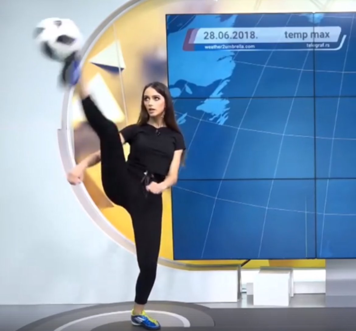 Сръбска синоптичка показа как се прави в ефир (видео)