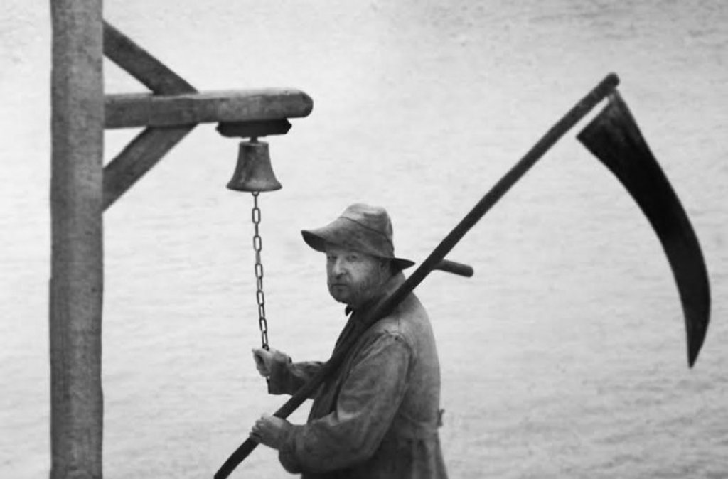 А това е първи кадър от „The House That Jack Built“ на Ларс фон Триер, където Дилън играе Джак Изкормвача.