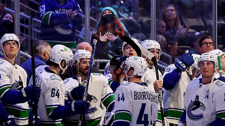 "Бенката на врата ви е рак!": Как фенката Надя спаси живота на домакина на гостите