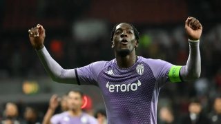 Юнайтед вади 50 млн. за нов защитник