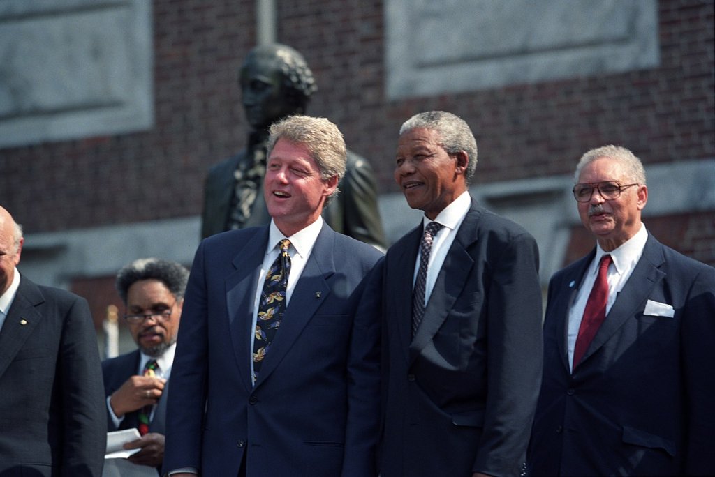 President_Bill_Clinton_with_Nelson_Mandela