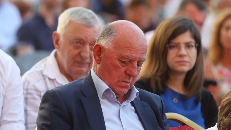 Като причини за исканото увеличение на възнагражденията от ВСС посочват инфлацията и заплатите на младшите магистрати