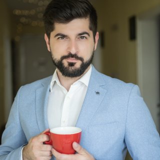 Антон Биров