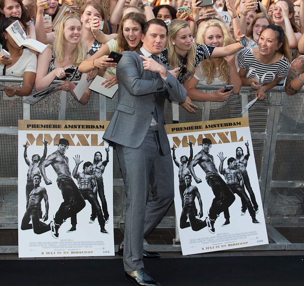 Чанинг Тейтъм  
Професия: Стриптизьор 
Вдъхновението за филма "Magic Mike" и "Magic Mike XXL" идва от миналото на Чанинг, когато той е работил като стриптизьор. Въпреки, че професията изглежда весела, бъдещата звезда вижда тъмната страна на бизн