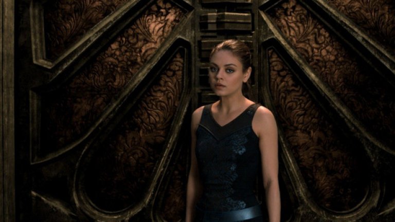 Мила Кунис е на 9-то място в класацията на Forbes с 11 милиона долара за година