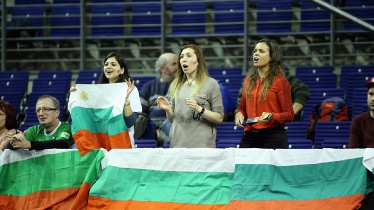 Българската агитка в Берлин бе малобройна, но шумна