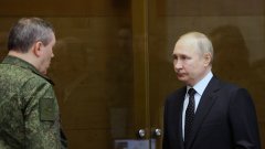 На среща с Обединения щаб на родовете войски руският президент е поискал идеи как да бъде продължена т.нар. "специална операция"