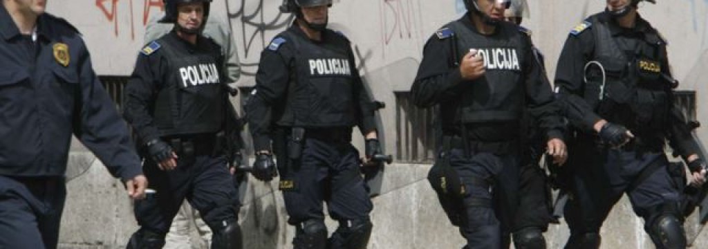 policija