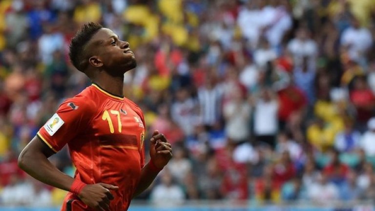 Дивок Ориги (Белгия). Той вече има опит на най-високо международно ниво - негово попадение донесе победата над Русия на Мондиал 2014. 21-годишният нападател обаче изглежда готов за още по-впечатляващи подвизи. Ориги завърши сезона в Ливърпул с пет гола в последните си шест мача, а на Евро 2016 ще дебне за всеки спад във формата на Ромелу Лукаку.