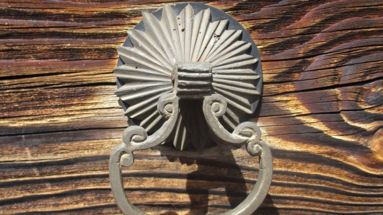 Акушеви конаци