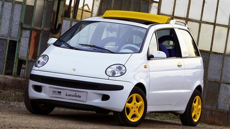 FIAT Lucciola (1993)
Може ли популярният мъник Matiz всъщност да е бил FIAT? Да, това наистина е Daewoo Matiz, чийто живот започва под друга марка. Всъщност, това е била идеята на Джуджаро за прототип на градския FIAT Cinquecento, но шефовете на компанията не харесват прототипа. След това на сцената излизат босовете на Daewoo, които търсят наследник на примитивния Tico.
