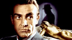 "Голдфингър" (Goldfinger, 1964)
Бонд е: Шон Конъри

Ваканцията на Агент 007 след успешна мисия бързо се превръща в поредната задача, когато му се налага да разследва магната Орик Голдфингър и конспирация около мащабен контрабанден износ на злато. 

"Голдфингър" е третият от поредицата и най-успешният до онзи момент, не само заради по-големия си бюджет. Това е филмът, в който създателите на Бонд сякаш откриват успешната формула за героя и много от характерните неща, които правят поредицата успешна - от хумора, включително в имената на персонажите, до технологичните джаджи, които шпионинът използва. Очаква ви и една от най-култовите реплики за цялата поредица:

- Очакваш да говоря ли?
- Не, г-н Бонд. Очаквам да умрете.