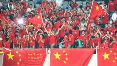 Китай не успя да се класира за Мондиала, но в страната са луди по световното