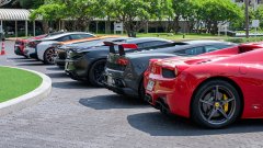 Сред тях има модели на Bentley, Lamborghini, Ferrari и Porsche