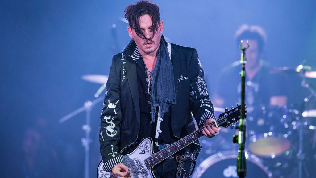 Alice Cooper's 17th Annual Christmas Pudding Show