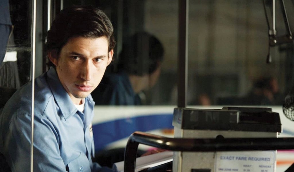 „PATERSON” 

Филмът на Джим Джармуш е от онзи тип медитации, които Академията не доближава. Адам Драйвър прави най-силната игра в кариерата си. Тя е майсторски клас по реакция и вслушване. За нас няма съмнение, че Оскарът на Драйвър се пече.