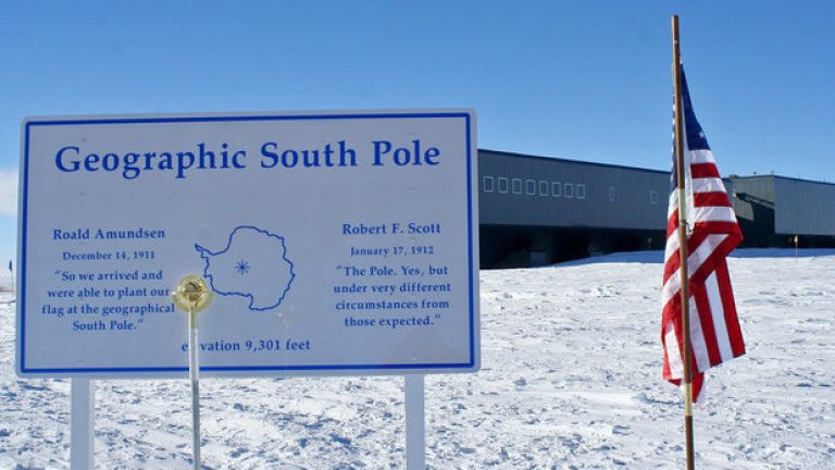 Защо всички искат парче от Антарктида