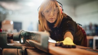 Кой се страхува от самостоятелната жена?