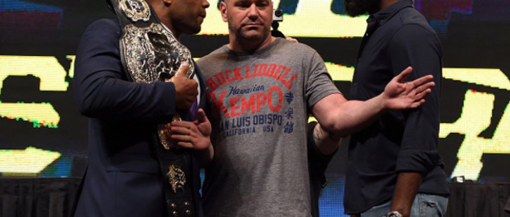 Джон Джоунс ще излезе в мейнивента на UFC 200 срещу Даниел Кормие в опит да си върне шампионския колан.