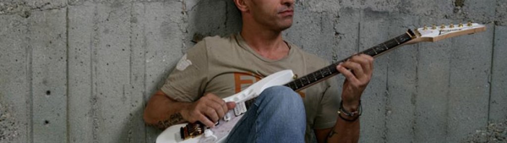 Eros-Ramazzotti-eros-ramazzotti-32383980-610-290