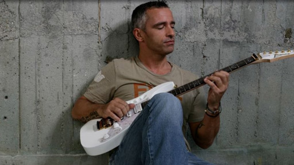 Eros-Ramazzotti-eros-ramazzotti-32383980-610-290