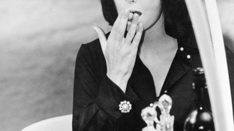 Брабара Стийл - добре позната от класиката на Фелини "Осем и половина“