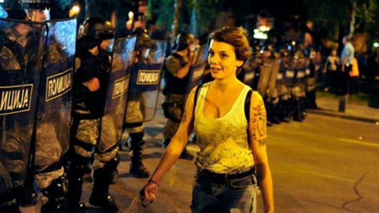 Протестите срещу правителството на Никола Груевски бяха засенчени от акцията в Куманово