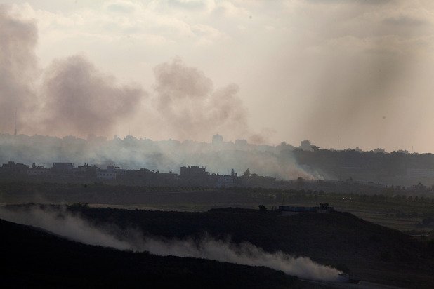 Вече 18 дни Израел атакува Ивицата Газа по въздух и суша