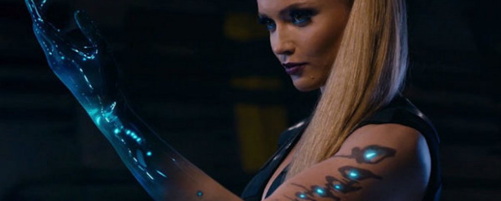 Ксения е способна да манипулира водата и да става невидима