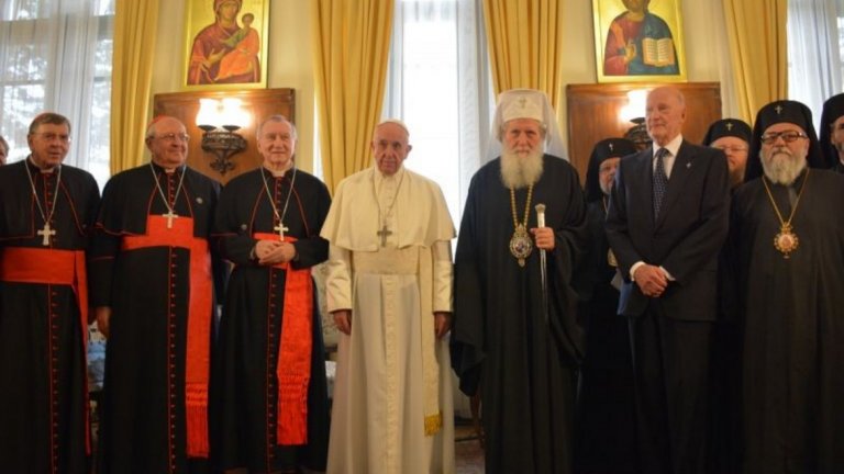 България посрещна папа Франциск