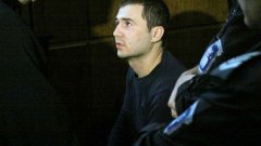 Твърди се, че Илиян Тодоров е напуснал България