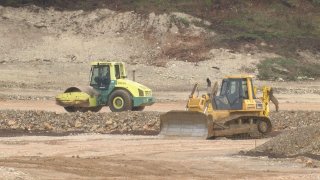 Според БНТ всички нови обвинения са за пране на пари