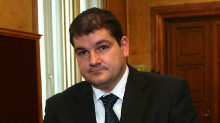 Доброслав Димитров отива на специализация в чужбина
